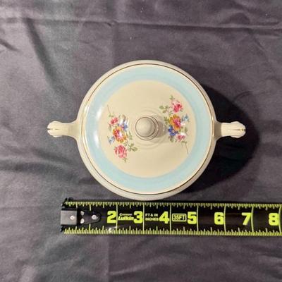 Eggshell Nautilus Sugar & Creamer China Set