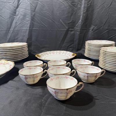 Limoges France Scalloped Plate Elite Works Higgins & Seiter China Set