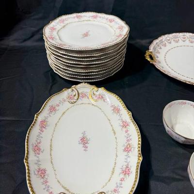 Limoges France Scalloped Plate Elite Works Higgins & Seiter China Set