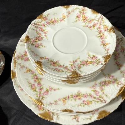 Theodore Haviland Simajeo France China Set