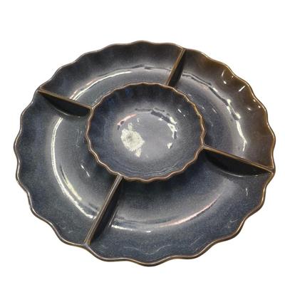 Scalloped Platter/Pottery Serving Dish