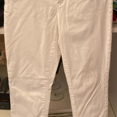 Stylish Women's Jeans, Leggings and Pants Collection