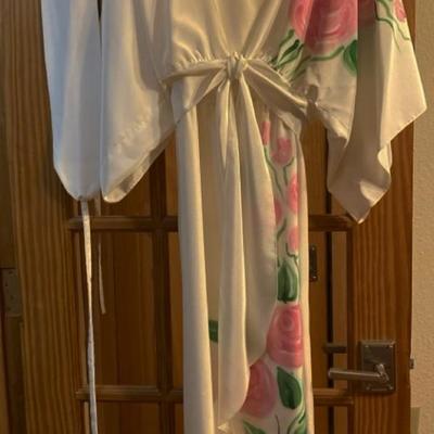 Vintage 1980 Wedding Gown – White with Pink Roses and Green Leaves