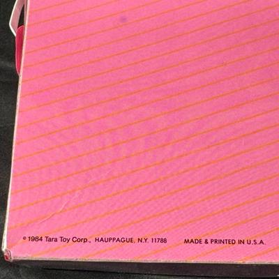 1984 Vintage Tara Toy Co American Beauty Carrying Cases and Purse for Barbie Dolls & Accessories