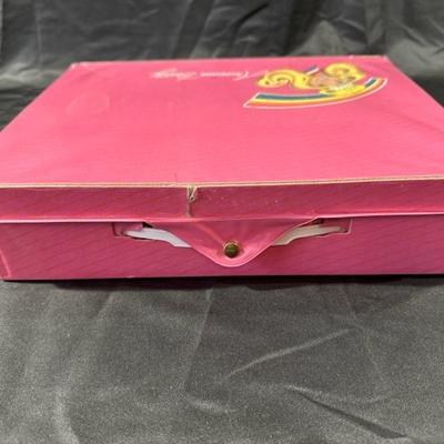 1984 Vintage Tara Toy Co American Beauty Carrying Cases and Purse for Barbie Dolls & Accessories