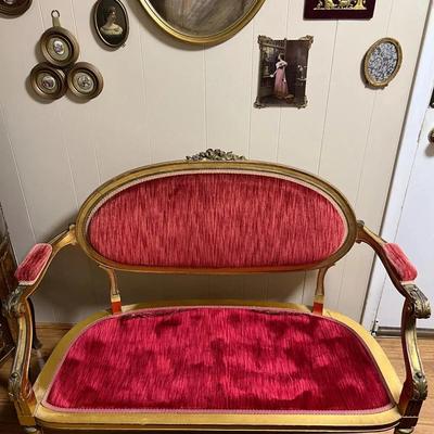 Antique French Louis XVI style Gold Wooden Red Velvet Settee/Sofa