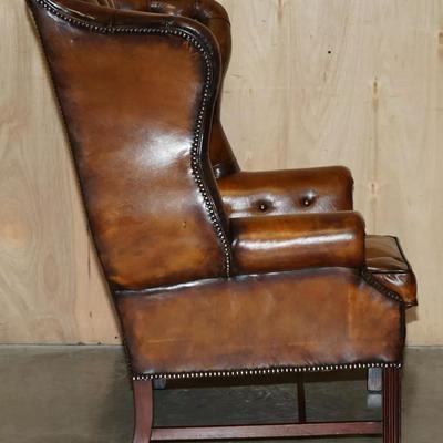 PAIR OF BROWN LEATHER THOMAS CHIPPENDALE CHESTERFIELD TUFTED WINGBACK ARMCHAIRS