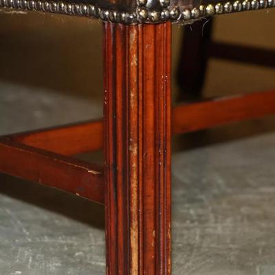 PAIR OF BROWN LEATHER THOMAS CHIPPENDALE CHESTERFIELD TUFTED WINGBACK ARMCHAIRS