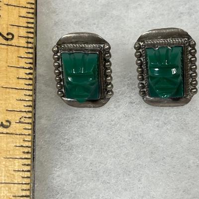 Vintage Mexican green onyx screw back earrings