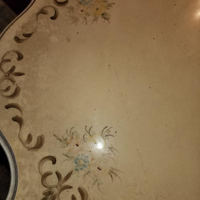 Pair of French provincial end tables.