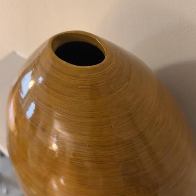 Three Decorative Vases (LR-DZ)