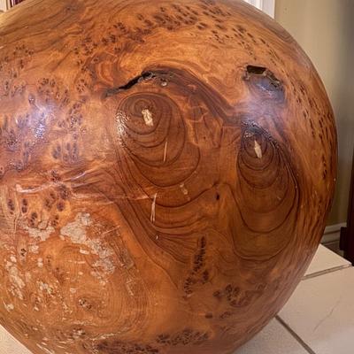 Solid Wood Hand Turned Vase (LR-DZ)