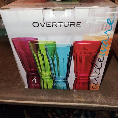 4 piece glass set in box