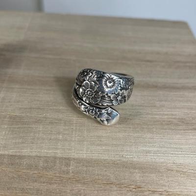 Vintage floral sterling spoon ring