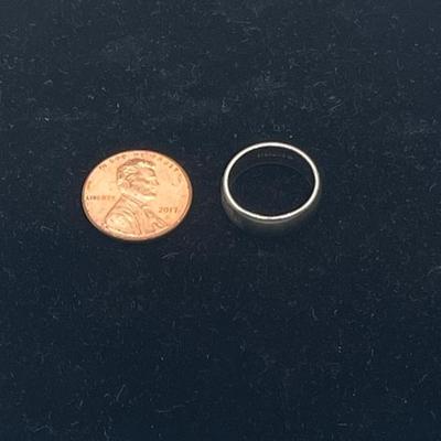 Sterling Silver Ring Band. 925 Size 4