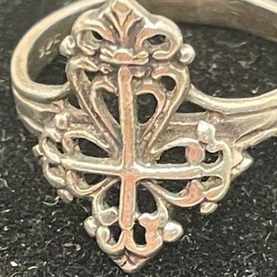 Sterling Silver Ring .925 Size 6