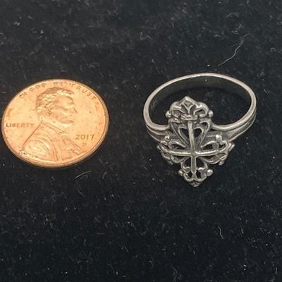 Sterling Silver Ring .925 Size 6