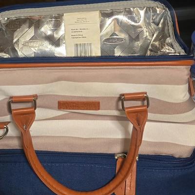 Artic Zone Insulated Lunch Tote with Water Bottle