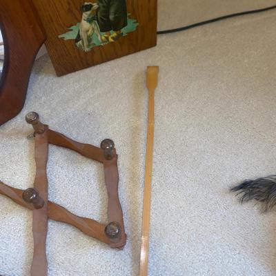 A HOME DECOR LOT FULL OF WONDERFUL WOODEN ITEMS