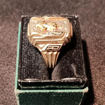 1958 MEN'S 10K CLASS RING