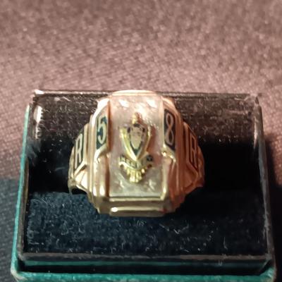 1958 MEN'S 10K CLASS RING