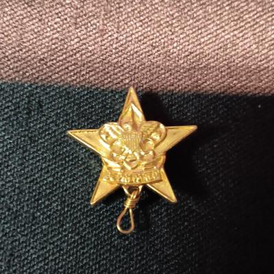 VINTAGE BOY SCOUTS OF AMERICA RING AND PINS