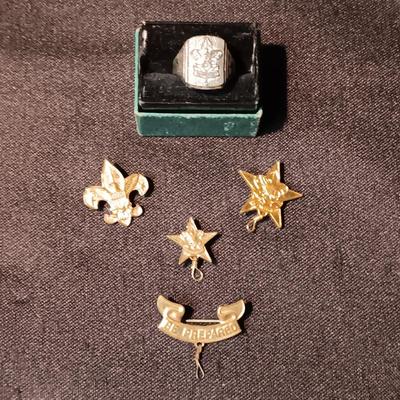 VINTAGE BOY SCOUTS OF AMERICA RING AND PINS