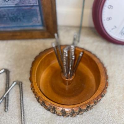 WALL ART AND CLOCK, NUT BOWL/W TOOLS AND A STAKED FLOWER POT SIGN