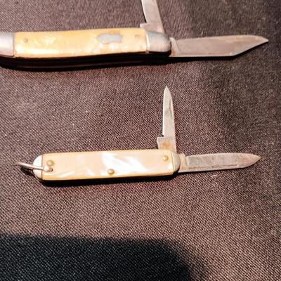 3 POCKET KNIVES, 1 IS IMPERIAL