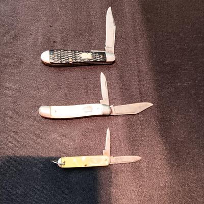 3 POCKET KNIVES, 1 IS IMPERIAL