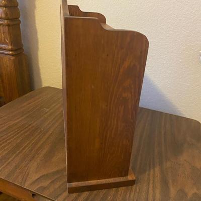 WOODEN TRINKET/JEWELRY BOX