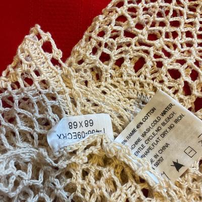LINEN TABLECLOTHS