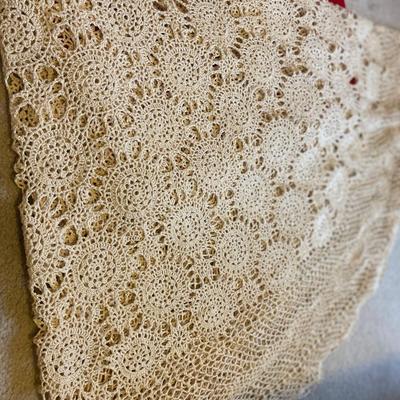 LINEN TABLECLOTHS