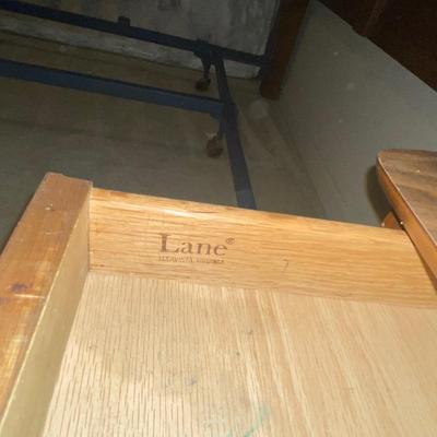 FULL SIZE BED AND LANE SIDE TABLE