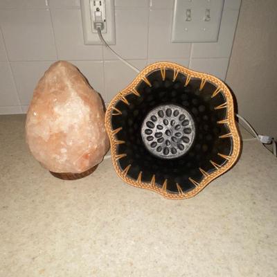 HIMALAYAN ROCK SALT LAMP AND UNIQUE CLAY BOWL