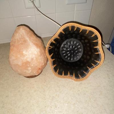 HIMALAYAN ROCK SALT LAMP AND UNIQUE CLAY BOWL