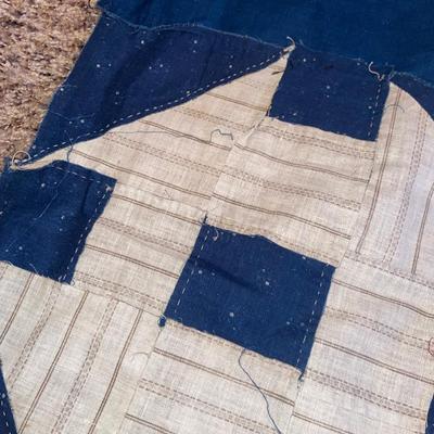 2 HANDMADE QUILT TOPS (1 HAND STITCHED, 1 MACHINE MADE)
