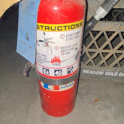 2 FIRE EXTINGUISHERS AND MILK CRATE