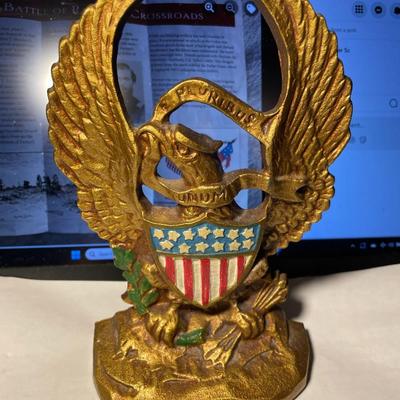 VINTAGE HUBLEY - E PLURIBUS UNUM 7" TALL BOOKEND-AMERICAN EAGLE CAST IRON GOLD PAINTED W/COLOR DOORSTOP. FREE DOMESTIC SHIPPING.
