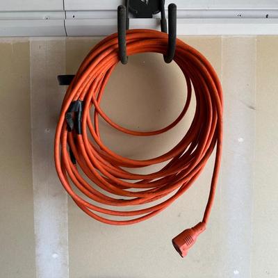 WERNER 6 FT FIBERGLASS LADDER & EXTENSION CORD