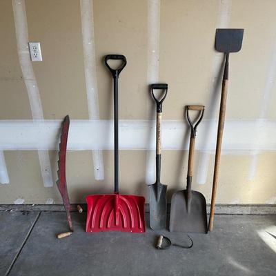YARD AND FARM TOOLS