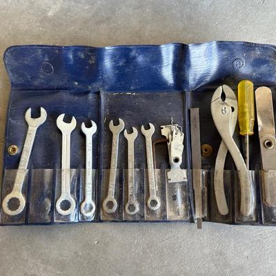 SOCKET SET, WEN 3/8" DRILL AND OTHER HAND TOOLS