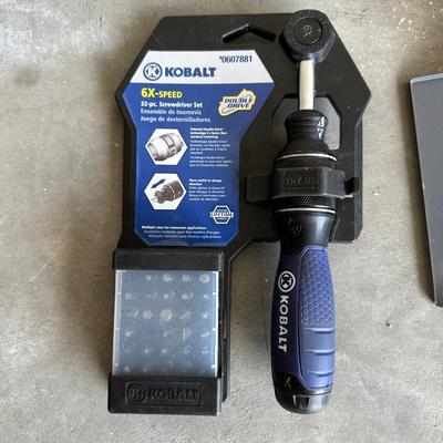 KOBALT 32 PC SCREWDRIVER SET, CORDLESS SKILL TWIST AND DRILL BITS