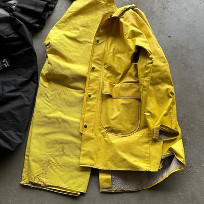 NEW EXPRESS X DUFFLE BAG, RAIN GEAR, SAFETY WAIST BELT AND MORE