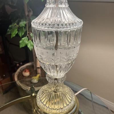 Crystal table lamp