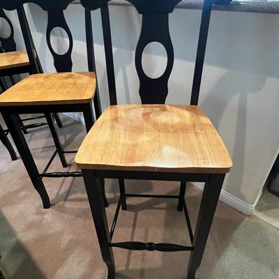 3 barstools