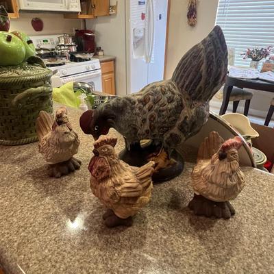 4 Roosters
