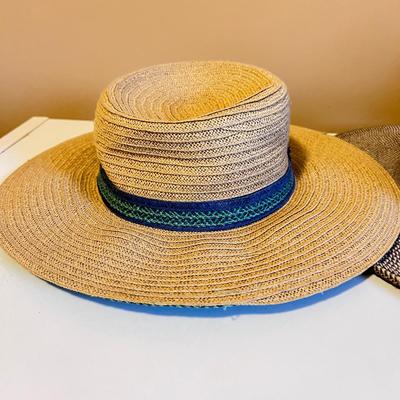 Lot of 5 Garden Outdoor Hats