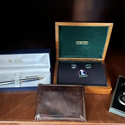Wallet, key chain, Bill Blass pen