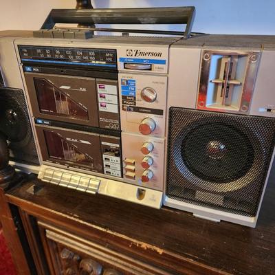 Emerson stereo. Works.